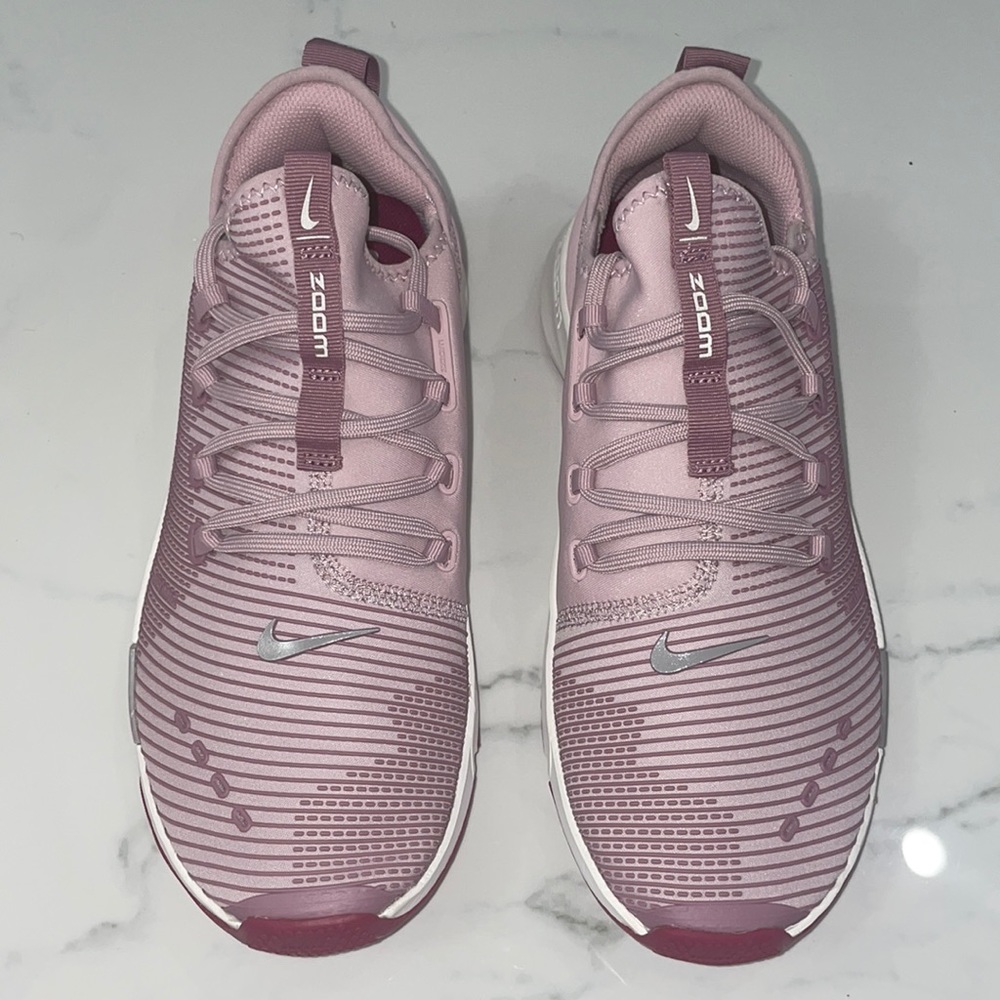 ‼️‼️ SOLDD ‼️‼️Women’s Nike air zoom elevate - Picture 2 of 4